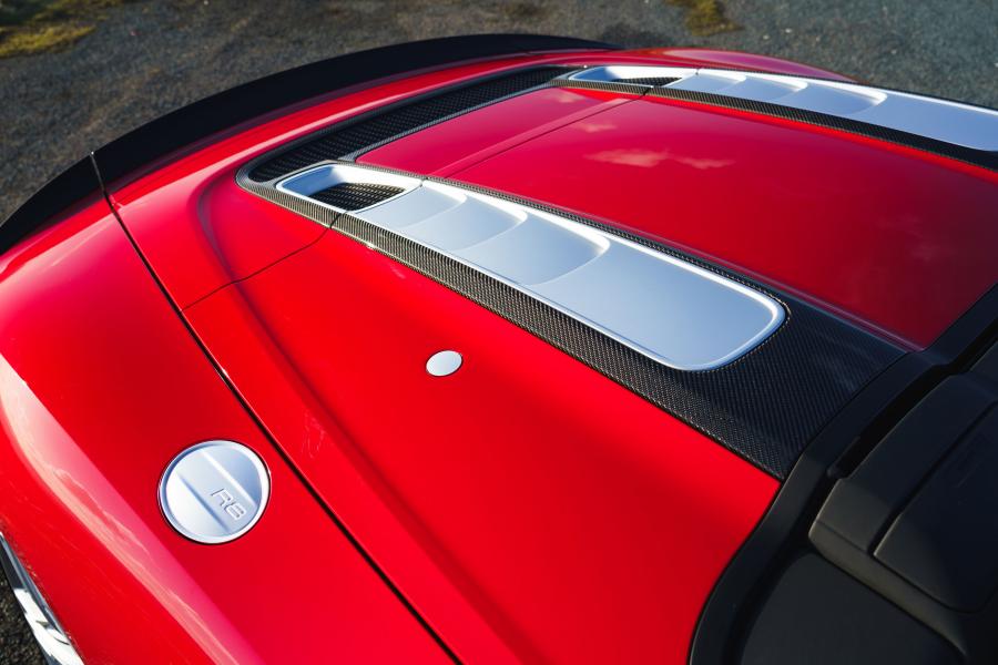 Детали экстерьера Audi R8 V10 Performance Spyder 2019 года  (UK) (фото 26 из 40)